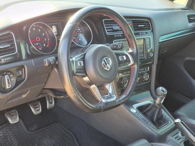 2016 Volkswagen Golf GTI Autobahn w/Performance Package 4-Door