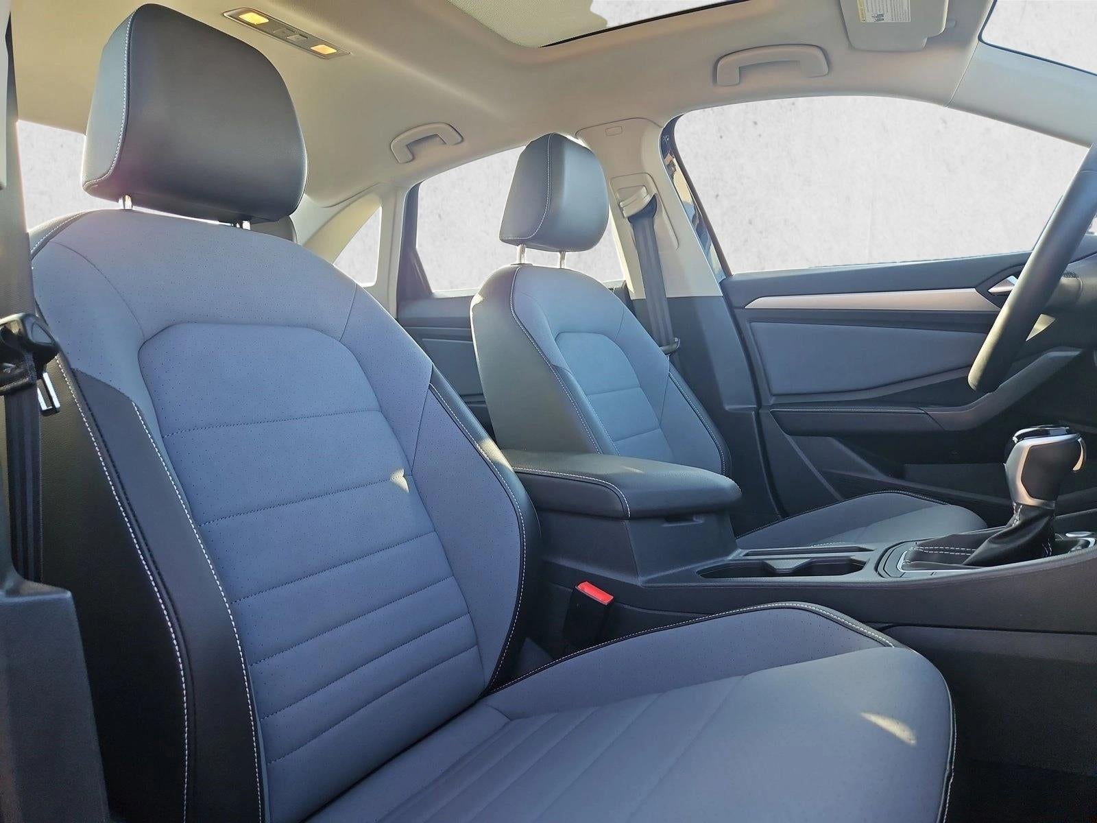 2025 Volkswagen Jetta SE