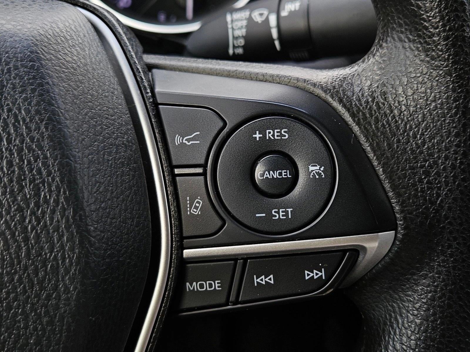 2021 Toyota Camry Hybrid LE