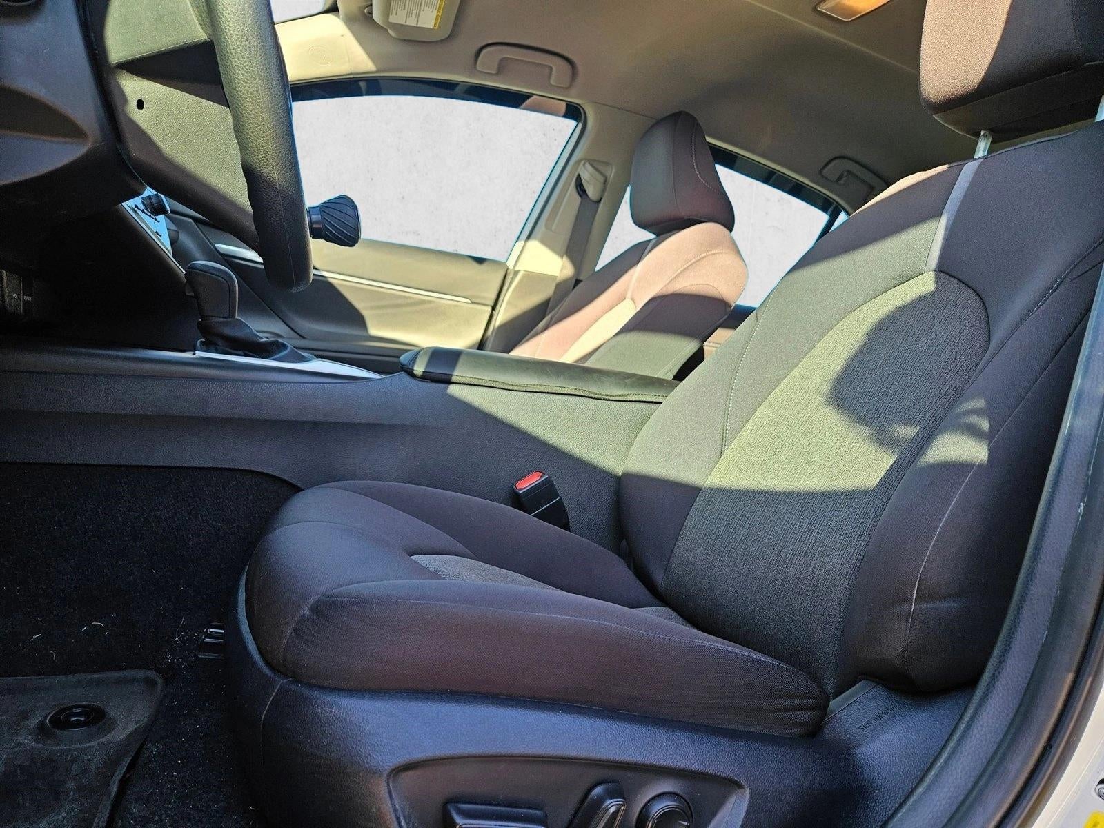 2023 Toyota Camry Hybrid LE