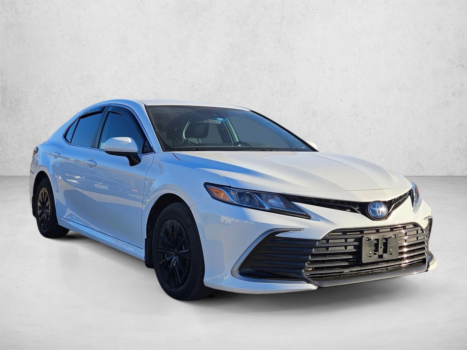 2023 Toyota Camry Hybrid LE