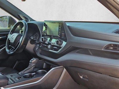 2021 Toyota Highlander XSE