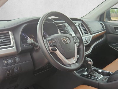 2017 Toyota Highlander Limited