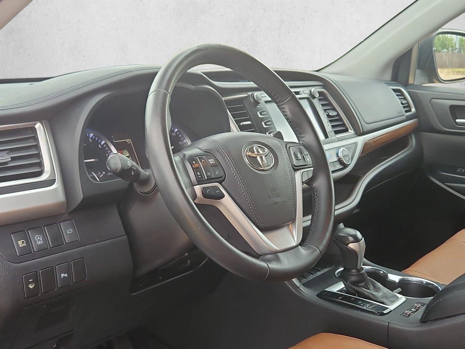 2017 Toyota Highlander Limited