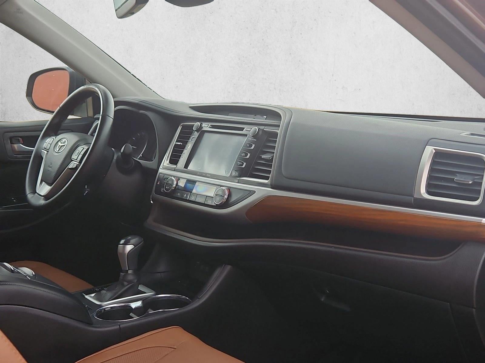 2017 Toyota Highlander Limited