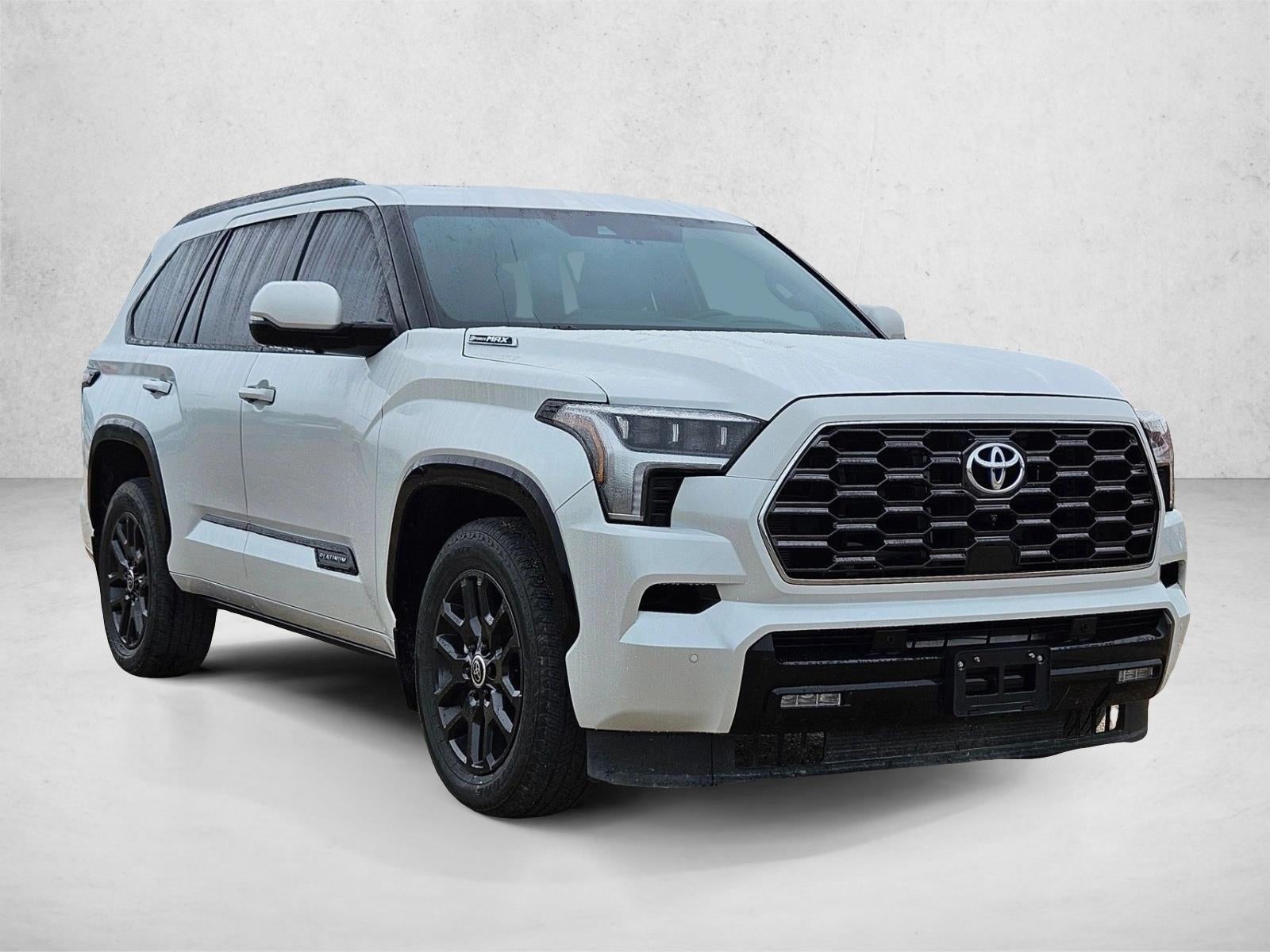 2024 Toyota Sequoia SR5