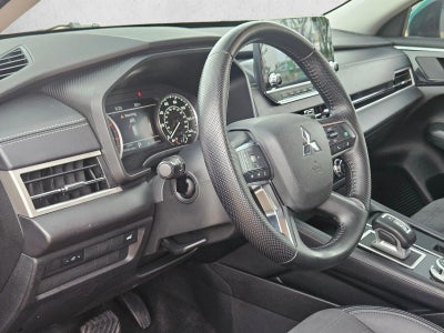 2023 Mitsubishi Outlander SE 2.5 2WD