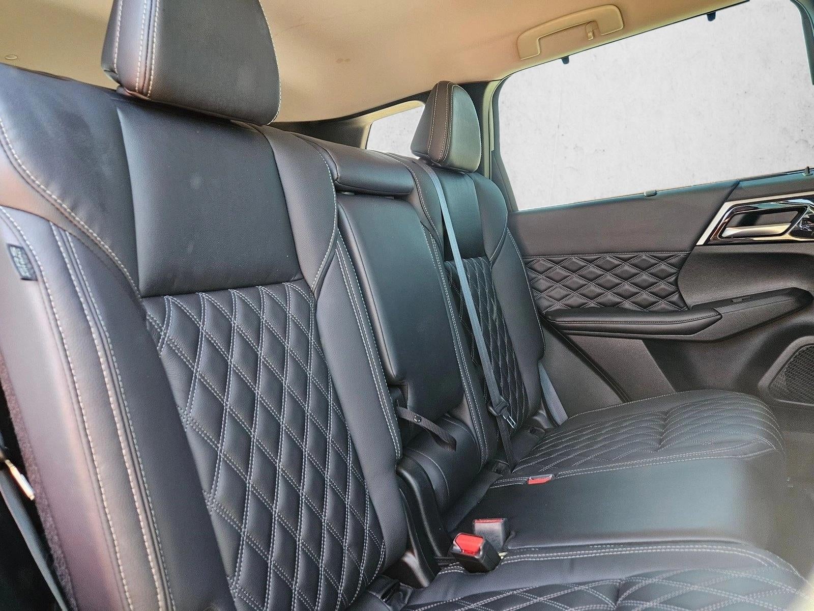 2023 Mitsubishi Outlander SEL