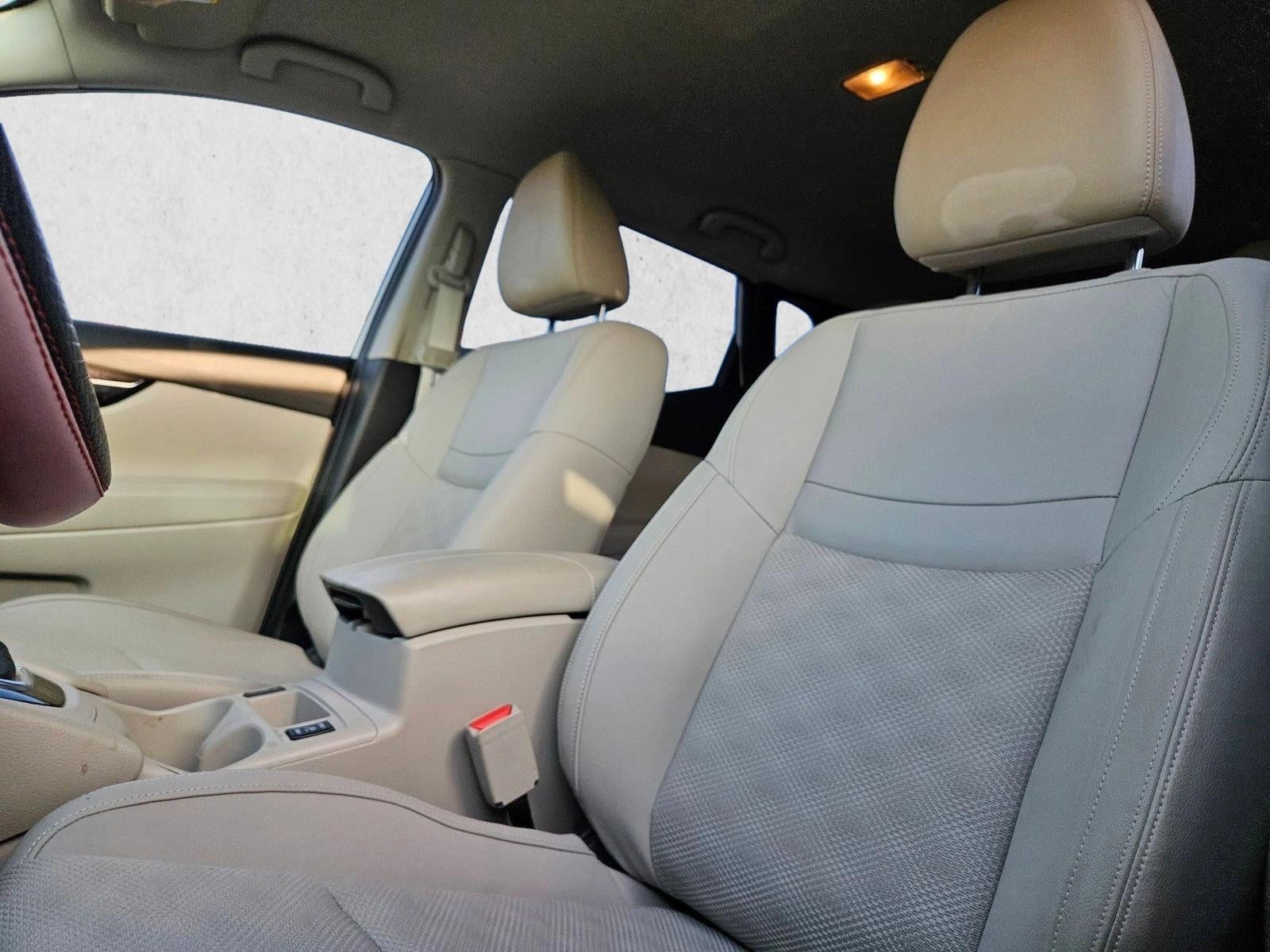 2022 Nissan Rogue Sport SV FWD Xtronic CVT