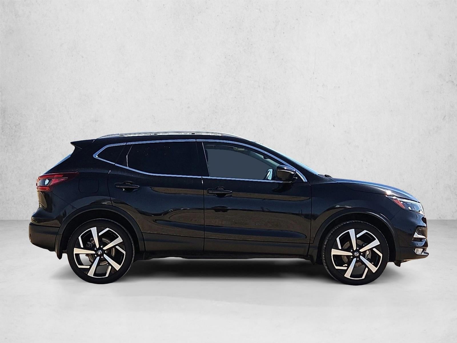 2022 Nissan Rogue Sport SL