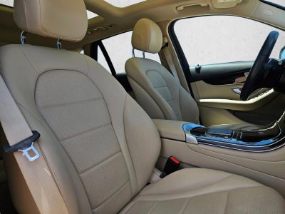 2022 Mercedes-Benz GLC 300 SUV