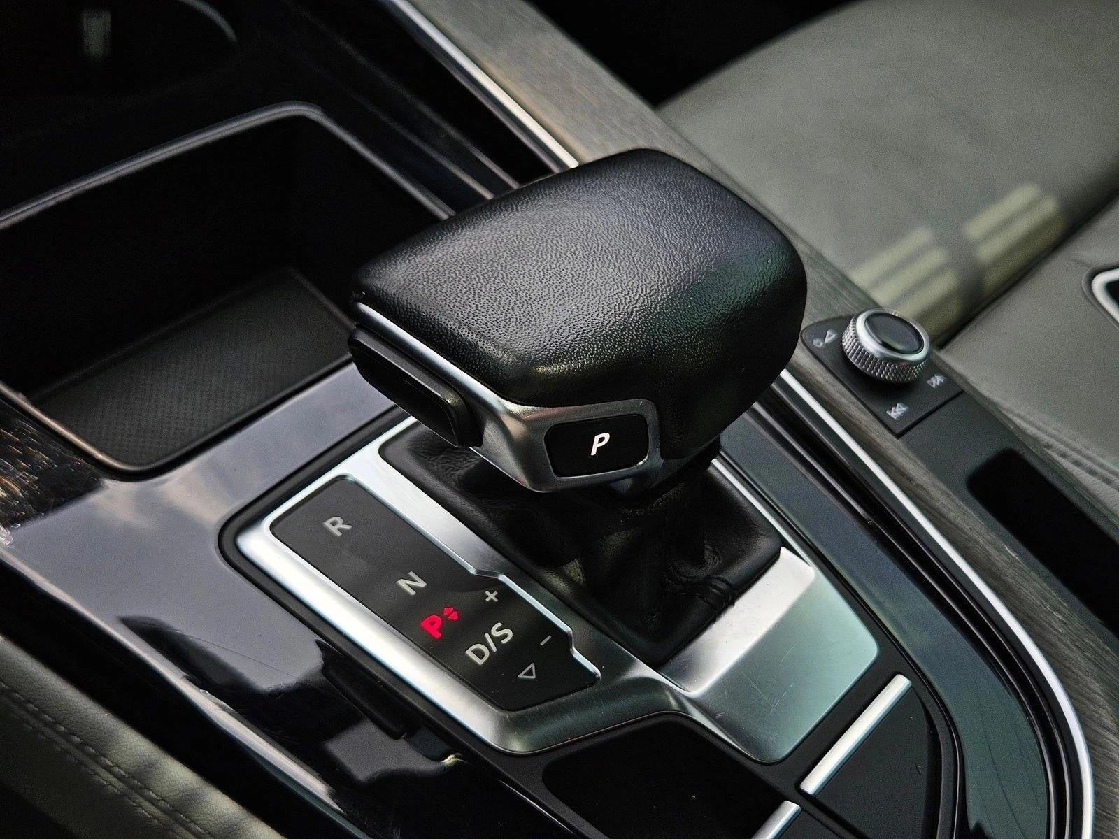 2023 Audi A4 Premium Plus 45 TFSI S line quattro S tronic