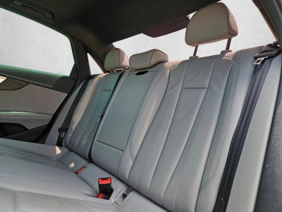 2023 Audi A4 Premium Plus 45 TFSI S line quattro S tronic