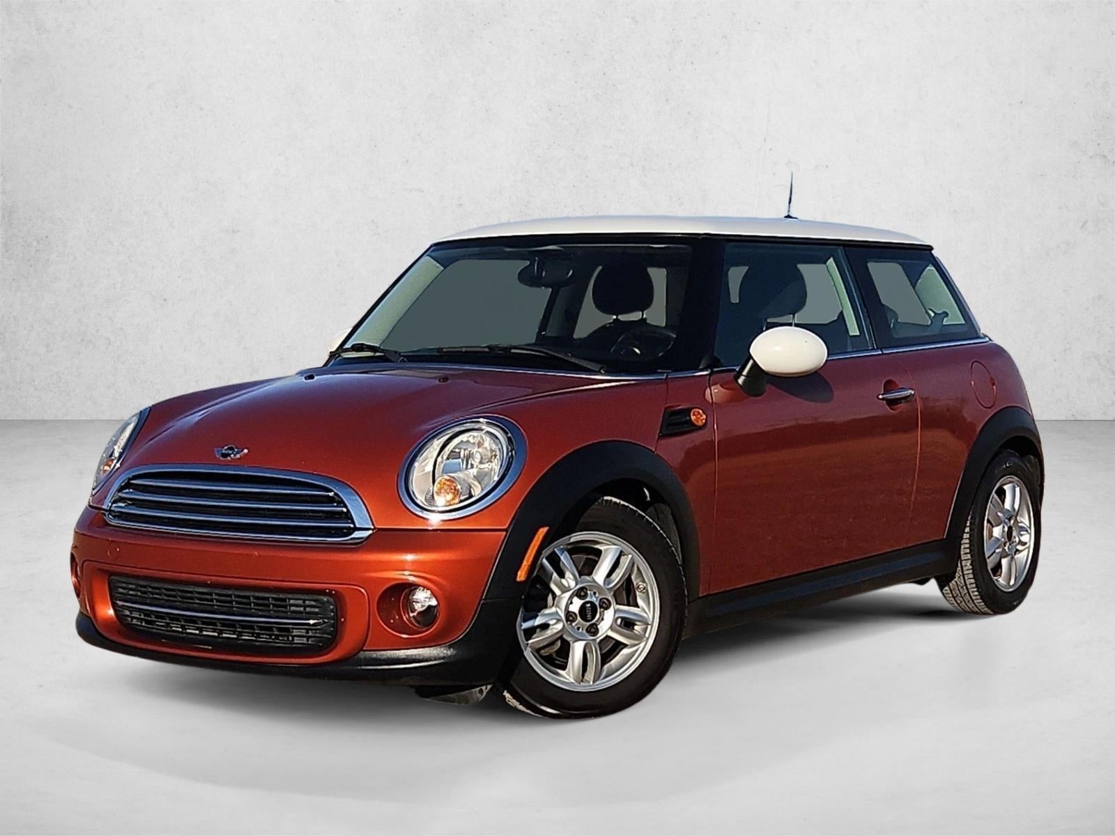 2013 MINI Cooper Hardtop Base