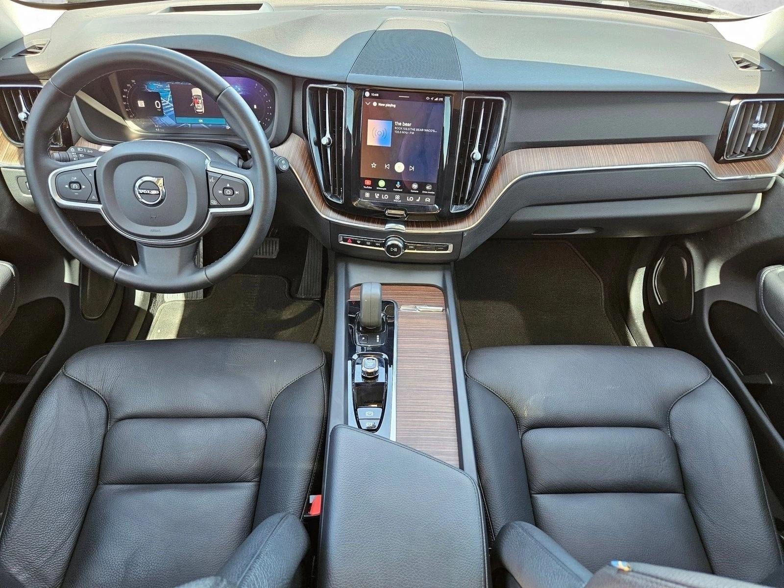 2022 Volvo XC60 Momentum