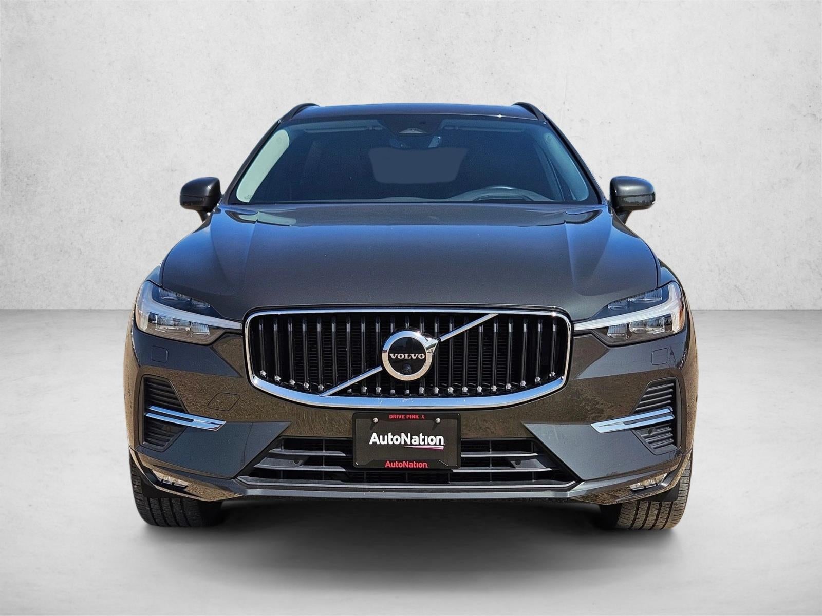 2022 Volvo XC60 Momentum