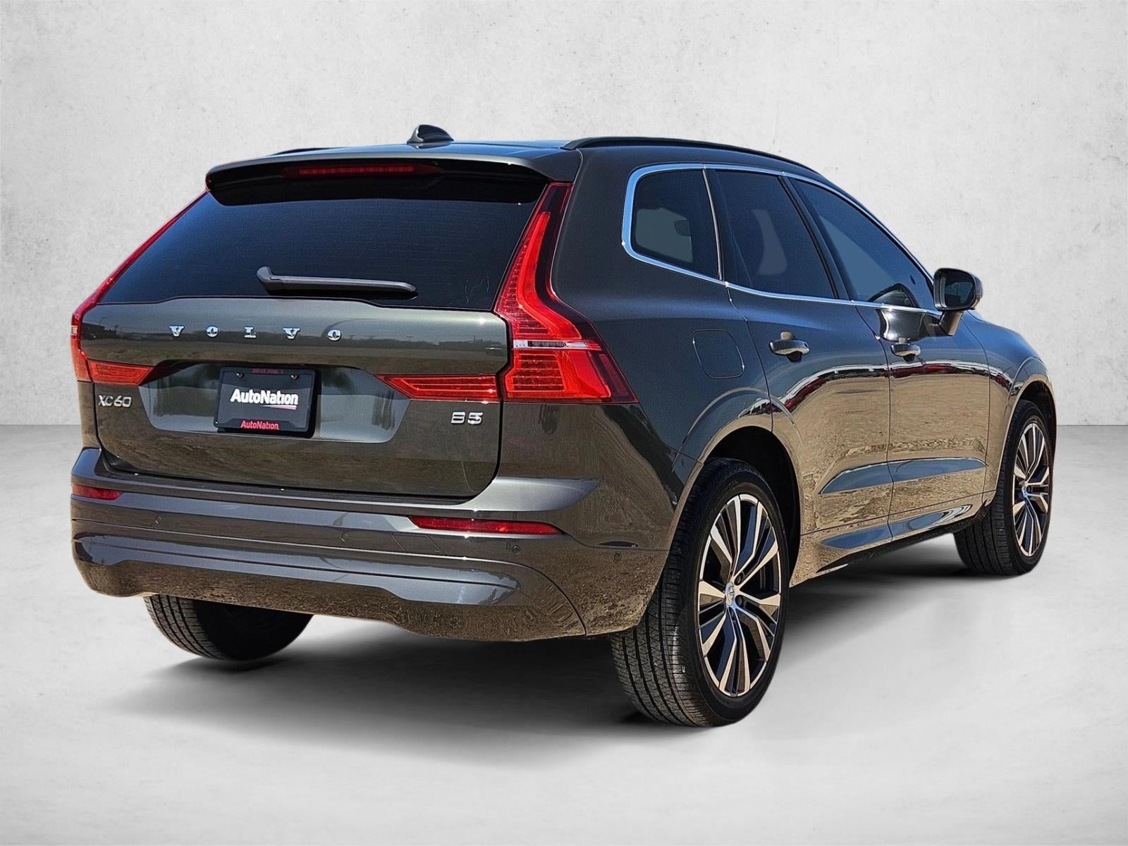 2022 Volvo XC60 Momentum