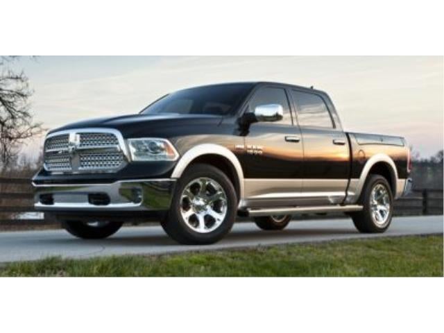 2014 RAM 1500 4WD Crew Cab 5.7 Ft Box Big Horn
