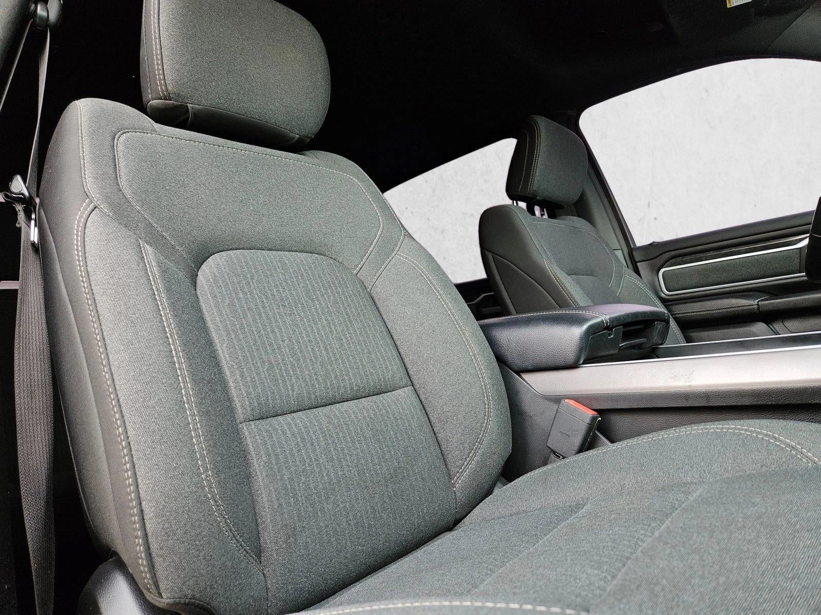 2020 RAM 1500 Big Horn 4x4 Crew Cab 5'7" Box