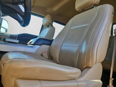 2017 Ford Super Duty F-250 SRW Lariat 4WD Crew Cab 6.75' Box