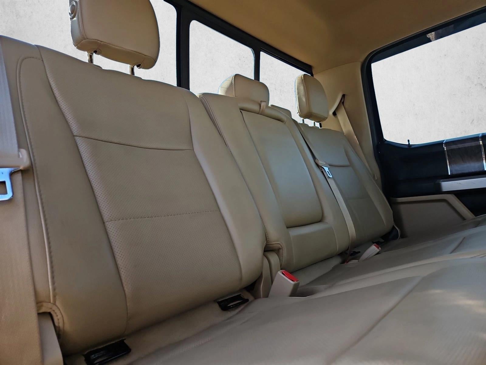 2017 Ford Super Duty F-250 SRW Lariat 4WD Crew Cab 6.75' Box