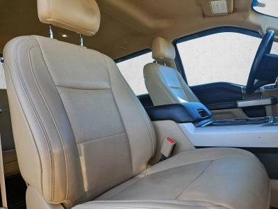 2017 Ford Super Duty F-250 SRW Lariat 4WD Crew Cab 6.75' Box