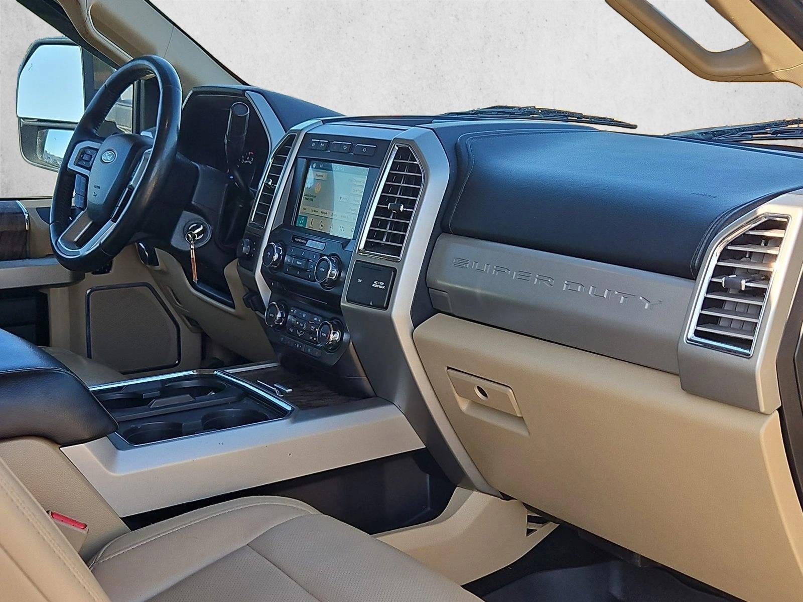 2017 Ford Super Duty F-250 SRW Lariat 4WD Crew Cab 6.75' Box