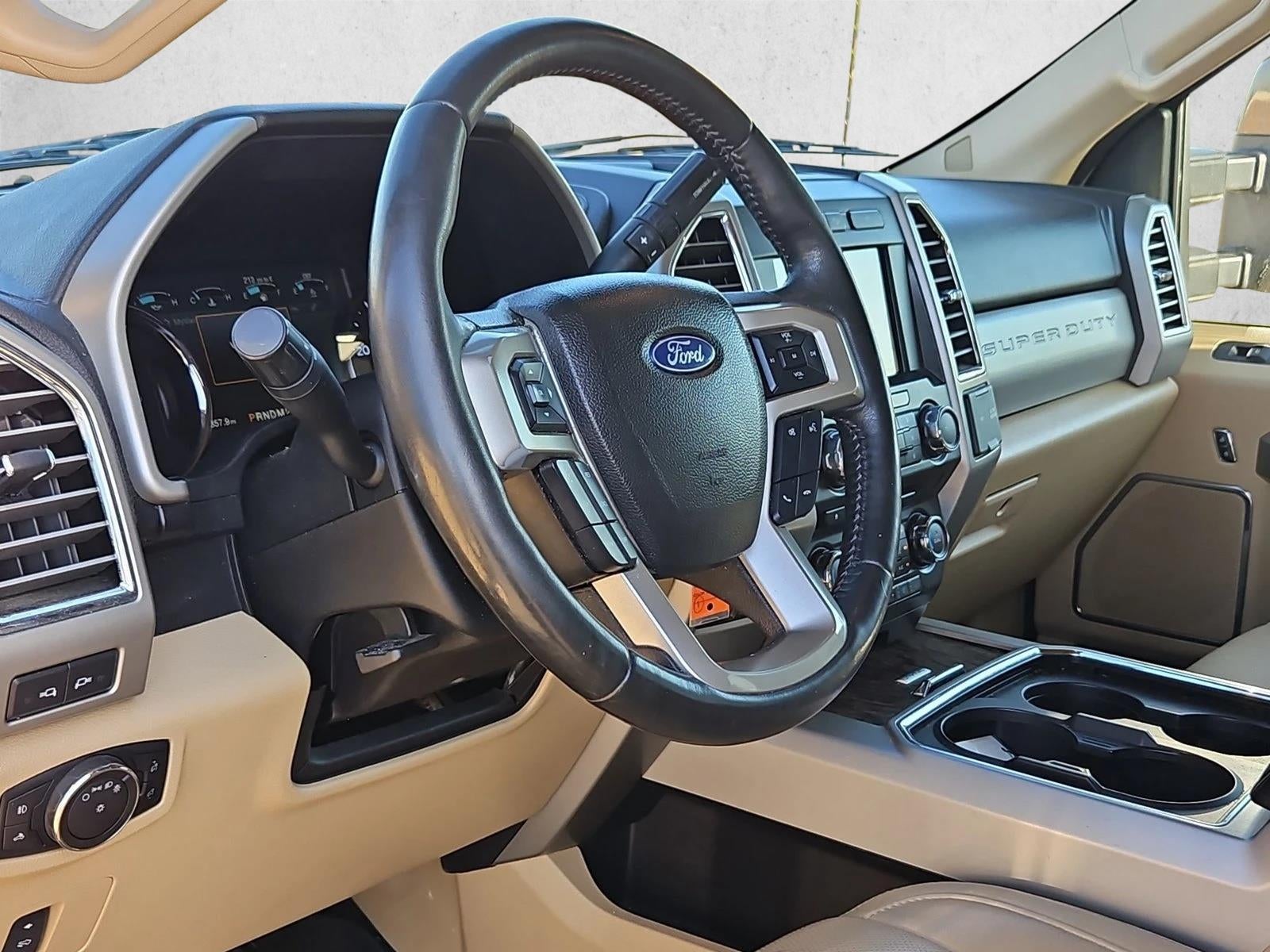 2017 Ford Super Duty F-250 SRW Lariat 4WD Crew Cab 6.75' Box