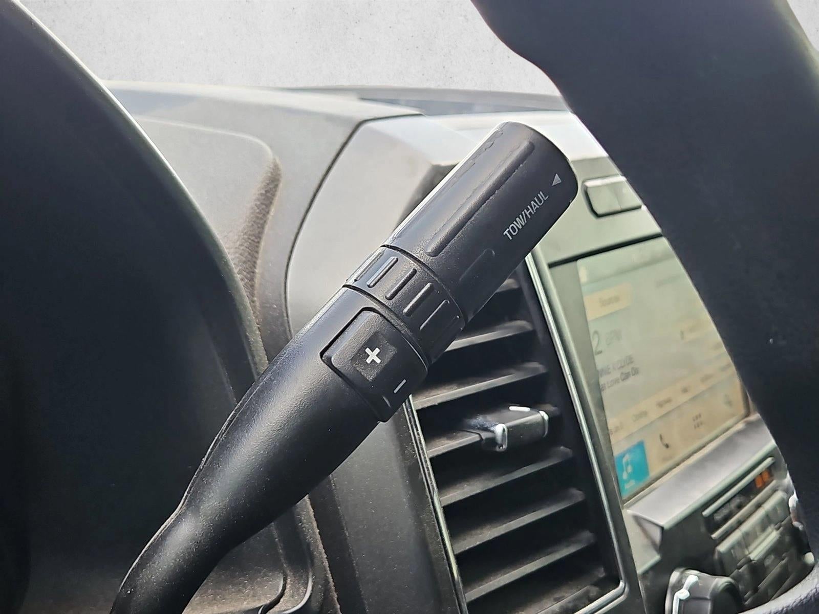 2019 Ford Super Duty F-250 SRW XLT 4WD Crew Cab 6.75' Box