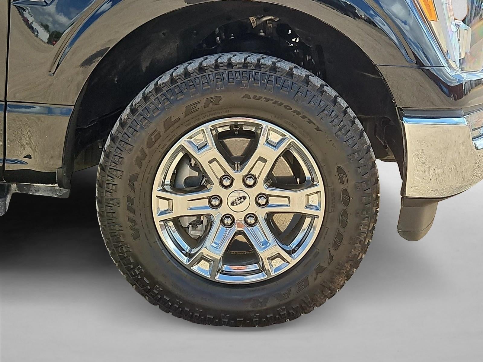 2023 Ford F-150 LARIAT 4WD SuperCrew 5.5' Box