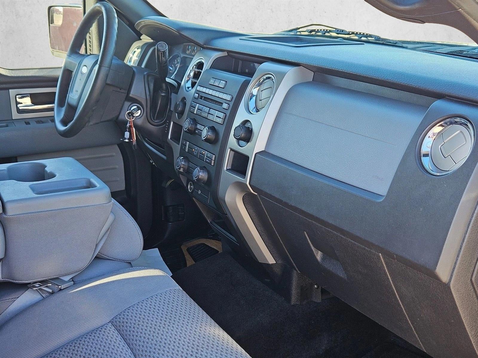 2011 Ford F-150 4WD SuperCrew 5-1/2 Ft Box XLT