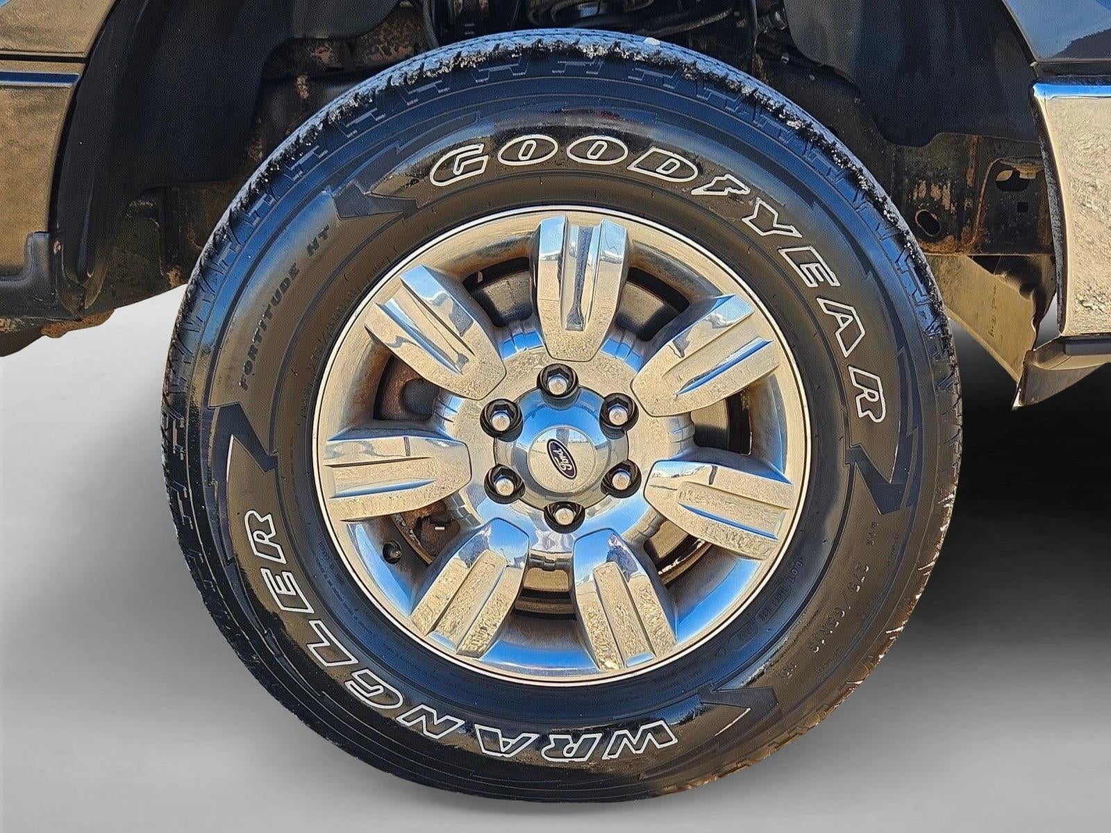 2011 Ford F-150 4WD SuperCrew 5-1/2 Ft Box XLT