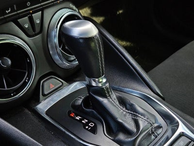 2022 Chevrolet Camaro 2dr Coupe 1LT