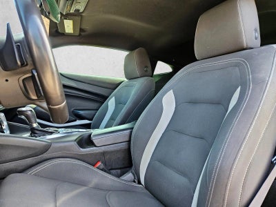 2022 Chevrolet Camaro 2dr Coupe 1LT