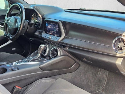 2022 Chevrolet Camaro 2dr Coupe 1LT