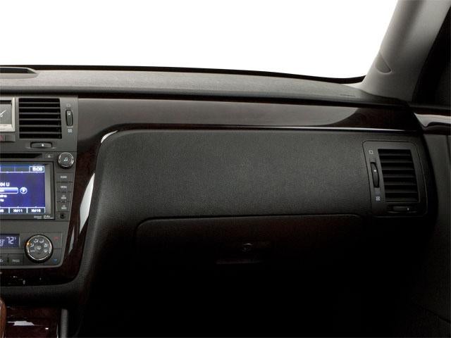 2011 Cadillac DTS 4.6L V8 Premium