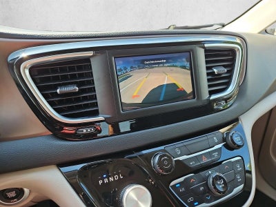 2024 Chrysler Voyager LX FWD