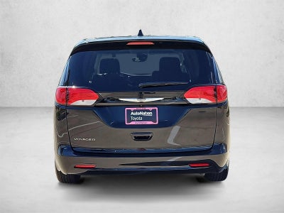 2024 Chrysler Voyager LX FWD