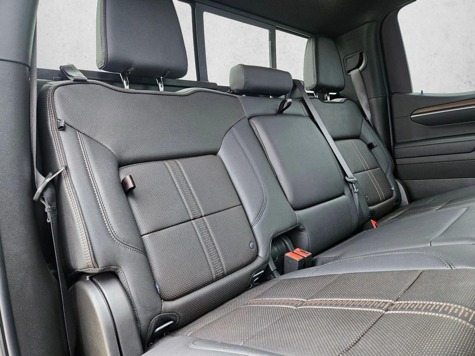 2025 Chevrolet Silverado 1500 Crew Cab Short Box 2-Wheel Drive High Country