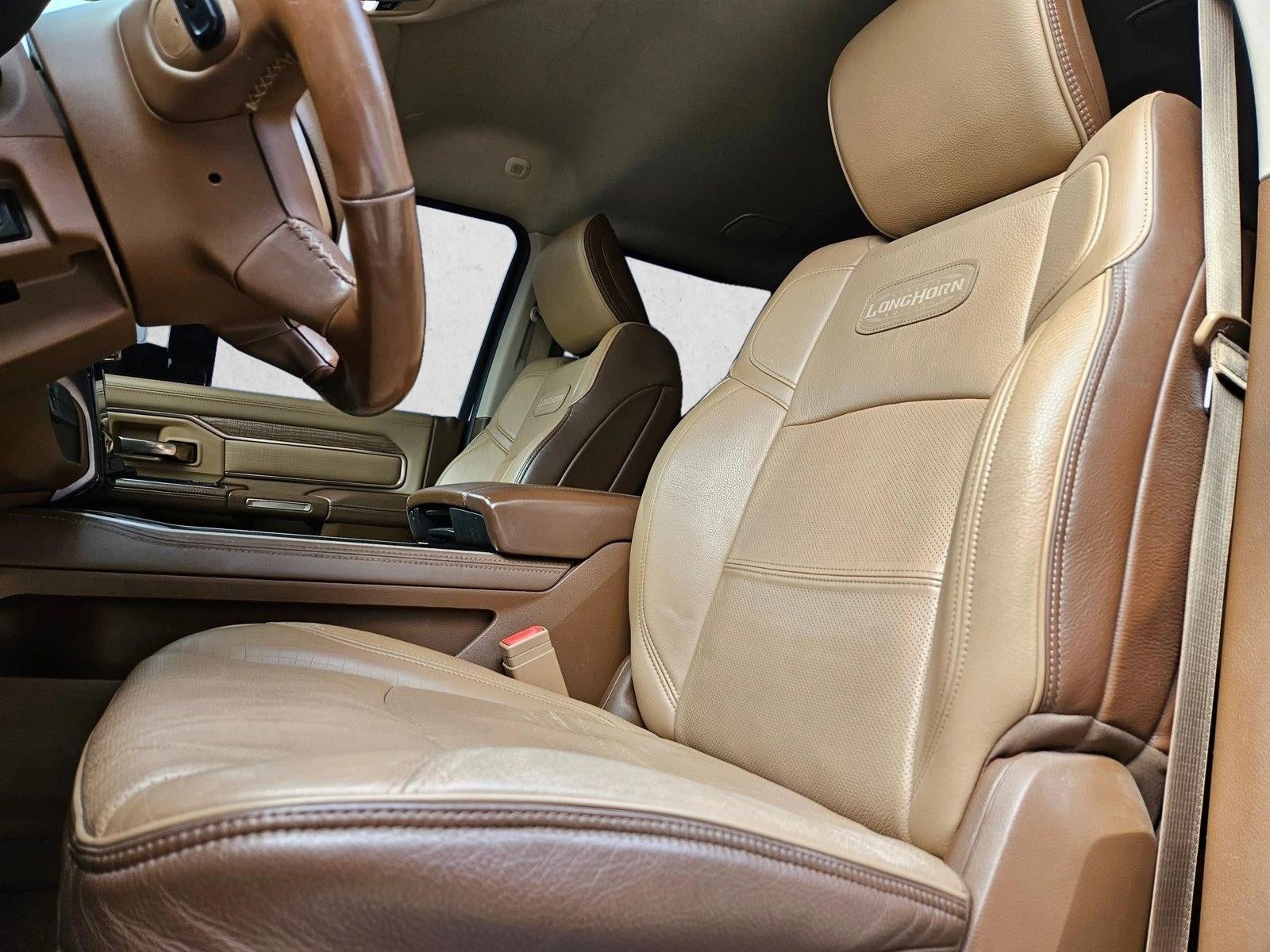 2019 RAM 3500 Longhorn 4x4 Crew Cab 8' Box