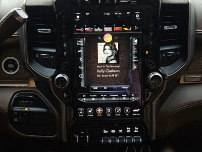 2019 RAM 3500 Longhorn 4x4 Crew Cab 8' Box