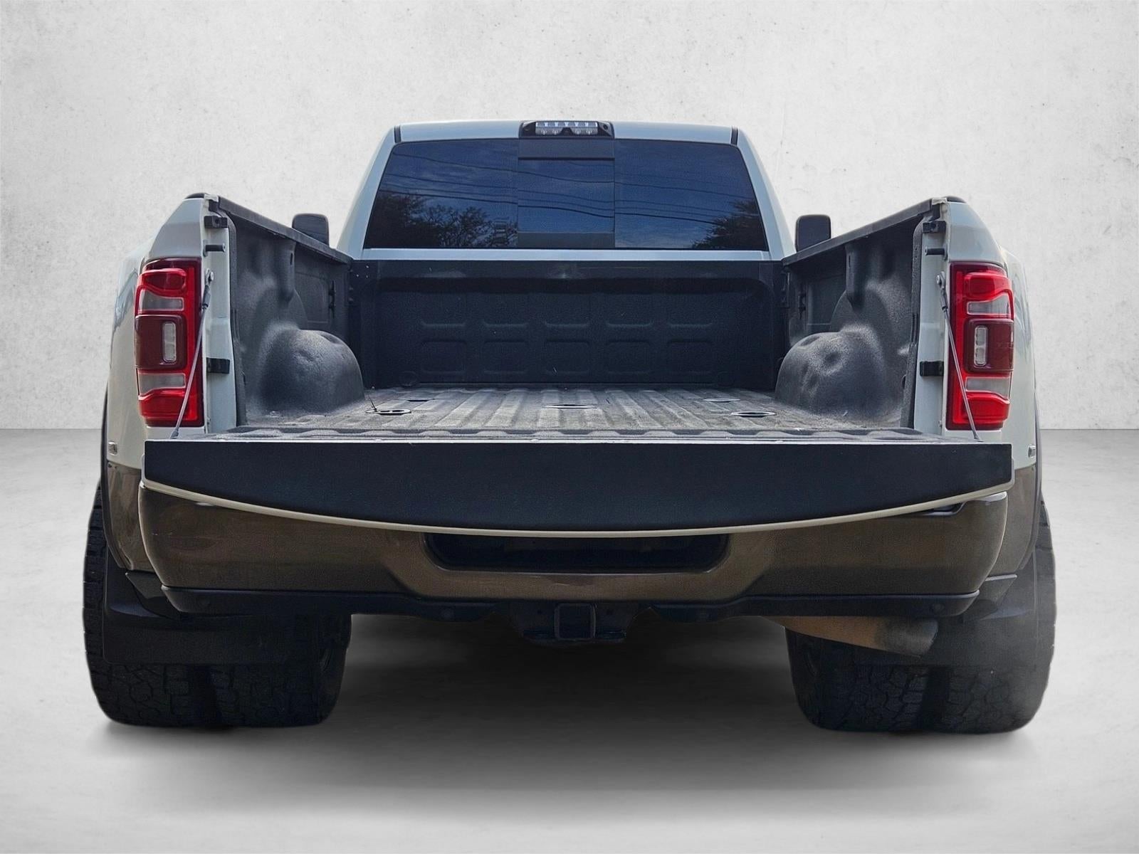 2019 RAM 3500 Longhorn 4x4 Crew Cab 8' Box