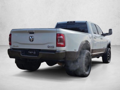 2019 RAM 3500 Longhorn 4x4 Crew Cab 8' Box