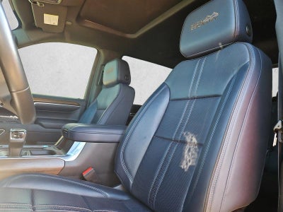 2022 Chevrolet Silverado 1500 Crew Cab Short Box 4-Wheel Drive High Country