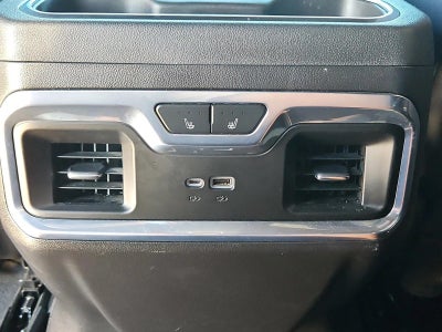 2022 Chevrolet Silverado 1500 Crew Cab Short Box 4-Wheel Drive High Country
