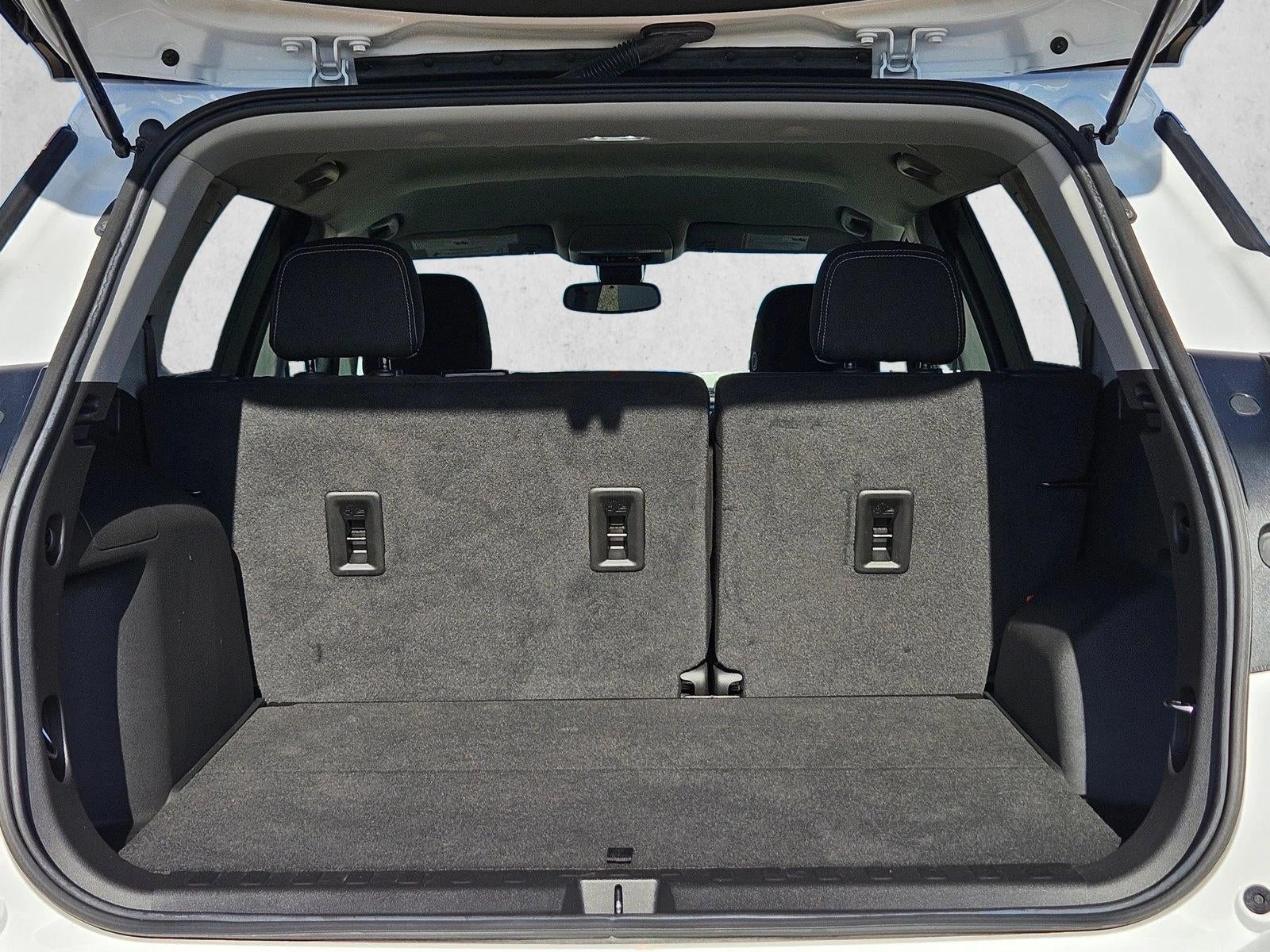 2023 GMC Terrain FWD 4dr SLE