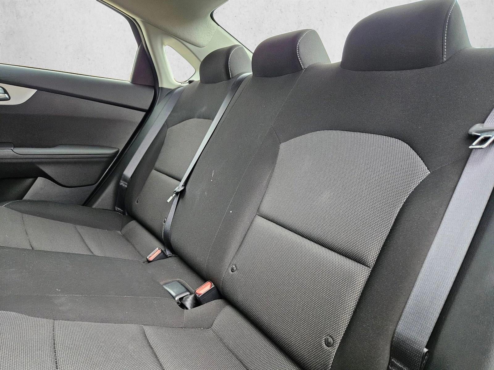2023 Kia Forte LX IVT