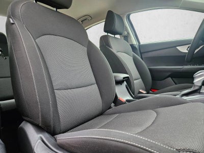 2023 Kia Forte LX IVT