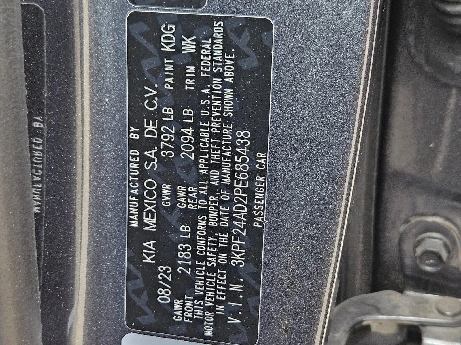 2023 Kia Forte LX IVT