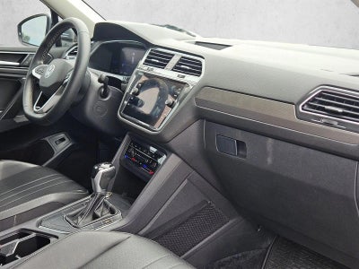2022 Volkswagen Tiguan 2.0T SE FWD